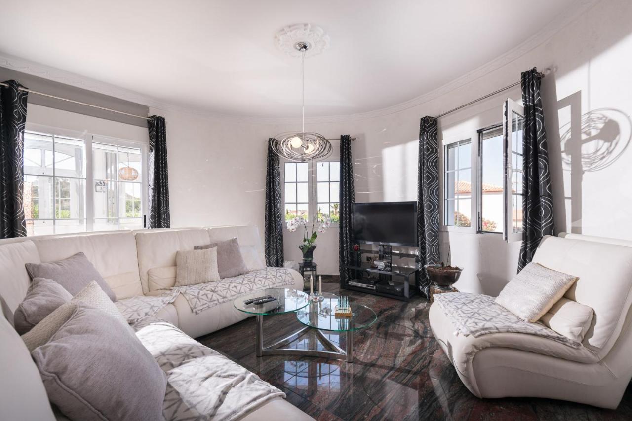 Villa Bruges Busot 3 Bath 3 Bed El Campello Bagian luar foto
