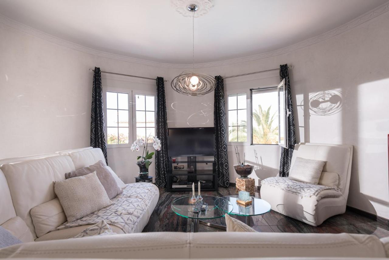 Villa Bruges Busot 3 Bath 3 Bed El Campello Bagian luar foto