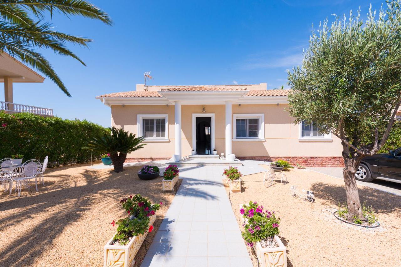 Villa Bruges Busot 3 Bath 3 Bed El Campello Bagian luar foto